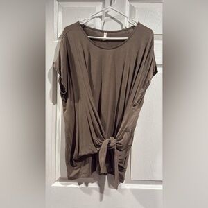 Wishlist Olive Tie-Front Short Sleeve Top